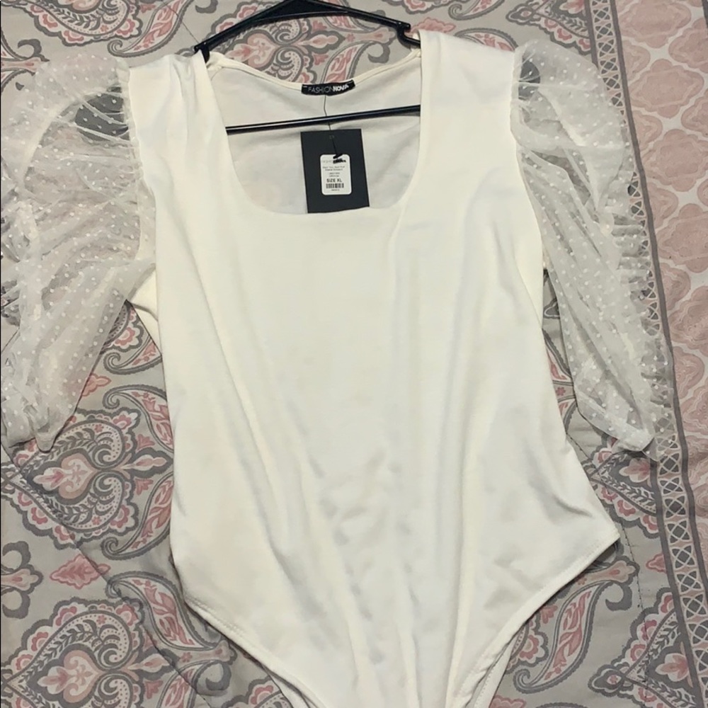 Brand new fashion nova white leotard shirt